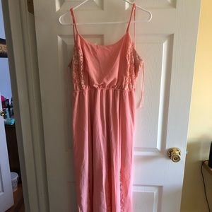 Pink maxi dress with lace details